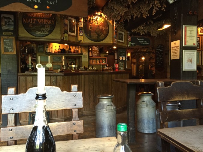 Copyright 2015 Kay/wavesandpebbles